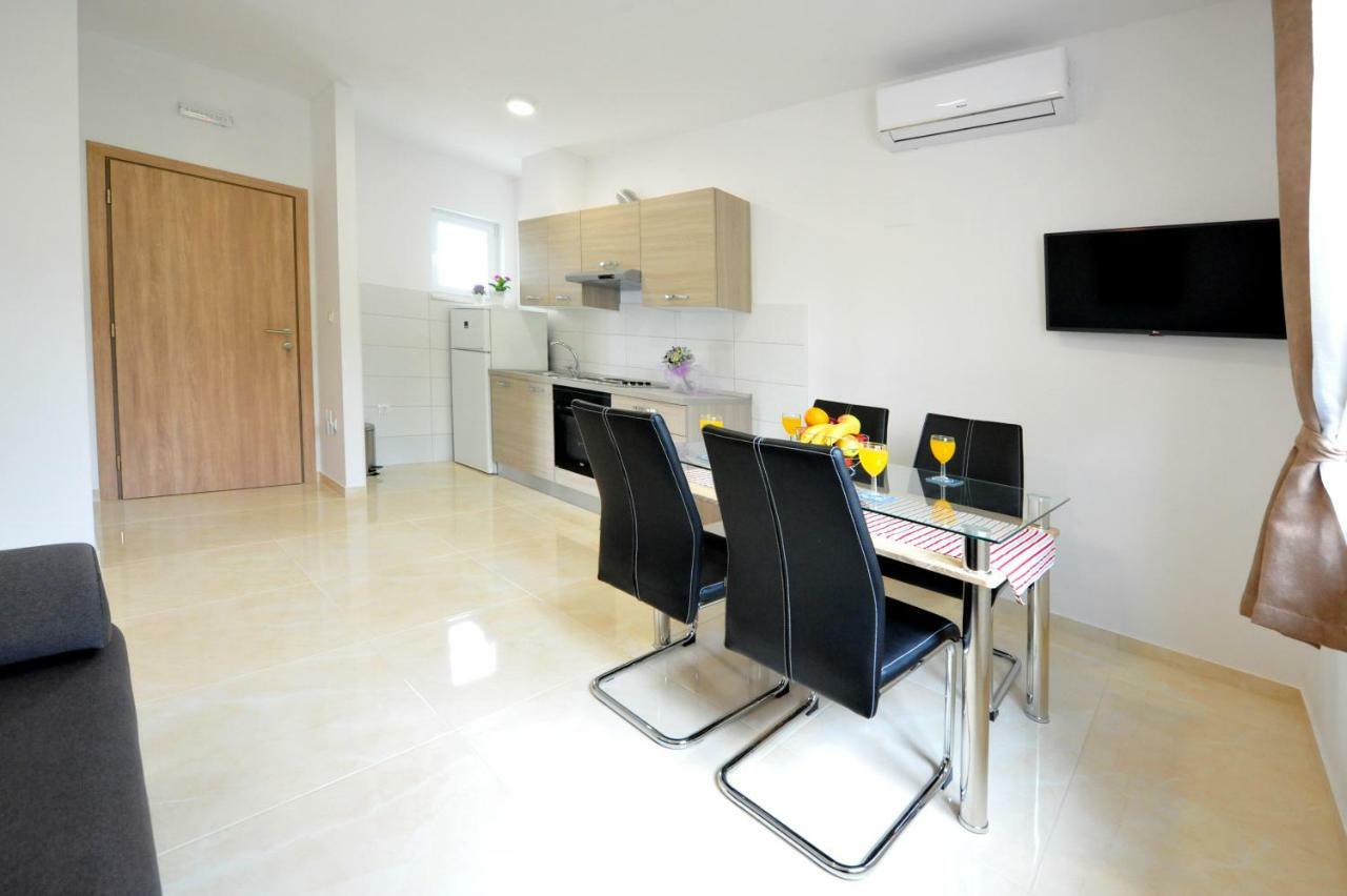 Villa Katarina Kastela Ngoại thất bức ảnh